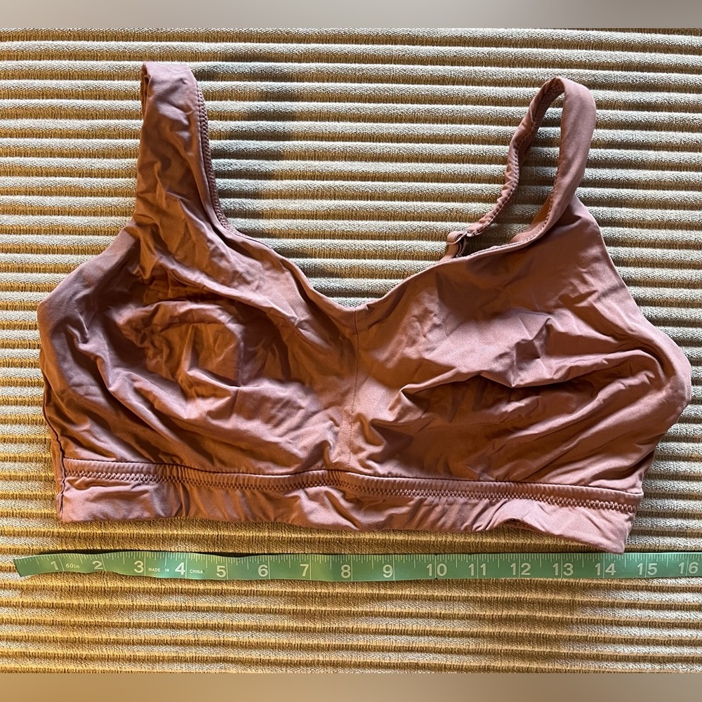 38D wireless bra